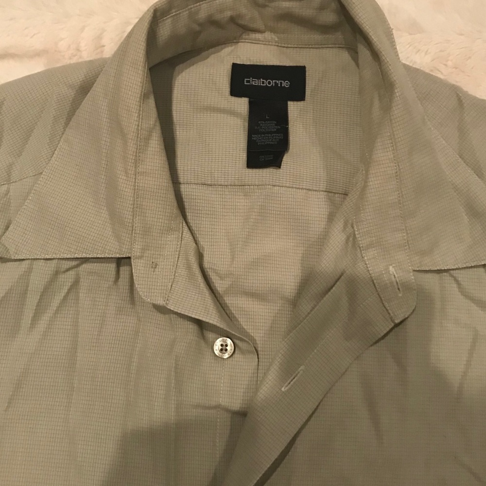 2 for $15, 3 for $20 ⭐️men’s Liz Claiborne shirt - Picture 2 of 2